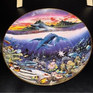 New Moon Over Windward Oahu Plate Whale Paradise Robert Lyn Nelson Danbury